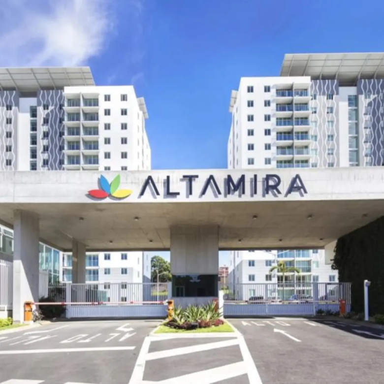 Entrada Cond. Apartamento en alquiler en condominio ALTAMIRA, San Pablo, Heredia.