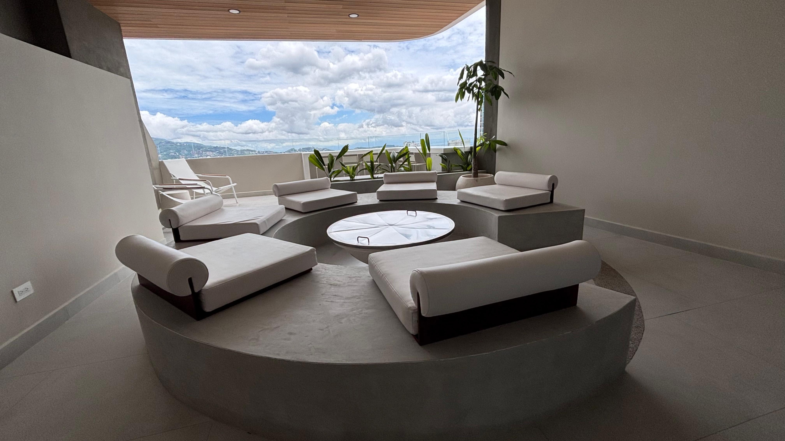 Sunset fire pit. Apartamentos en venta en Alterego Nunciatura, Rohrmoser, San José.