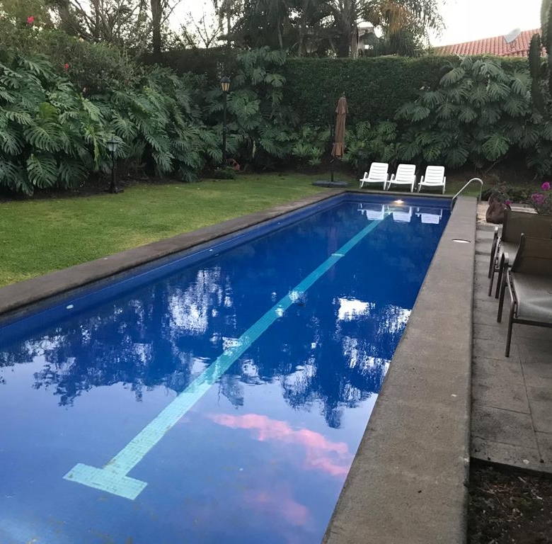 Piscina. Casa en venta en condominio. La Rivera, Belén, Heredia.