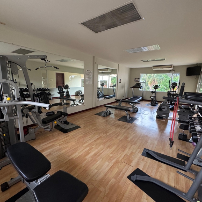 Gym. Apartamento en alquiler. San Rafael, Escazú, San José.