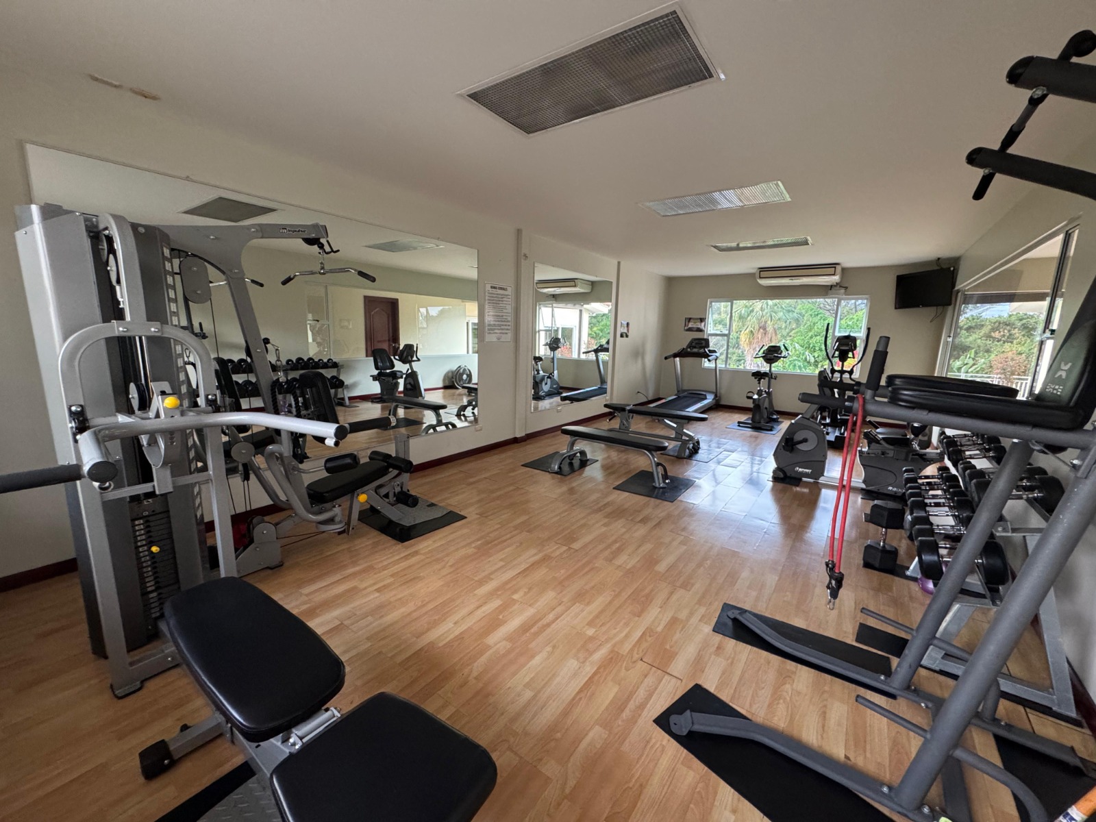 Gym. Apartamento en alquiler. San Rafael, Escazú, San José.