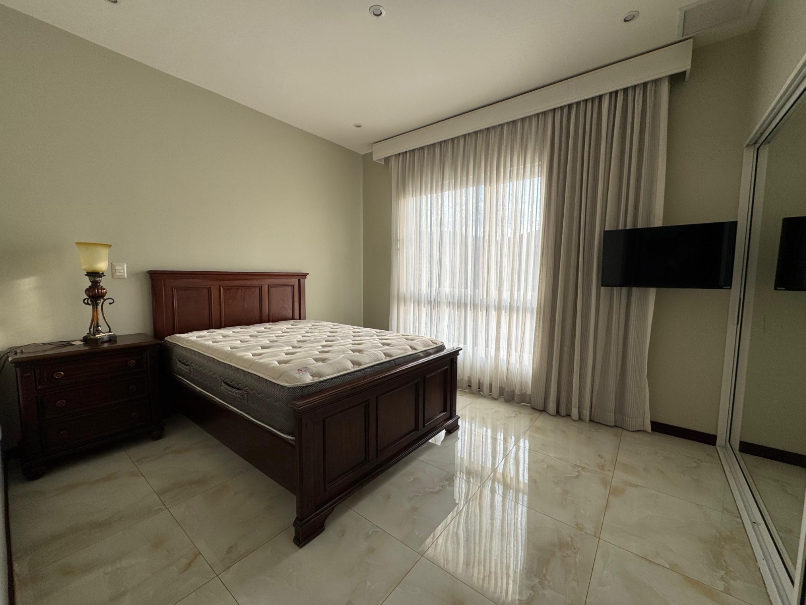 Cuarto 2. Apartamento en alquiler. San Rafael, Escazú, San José.